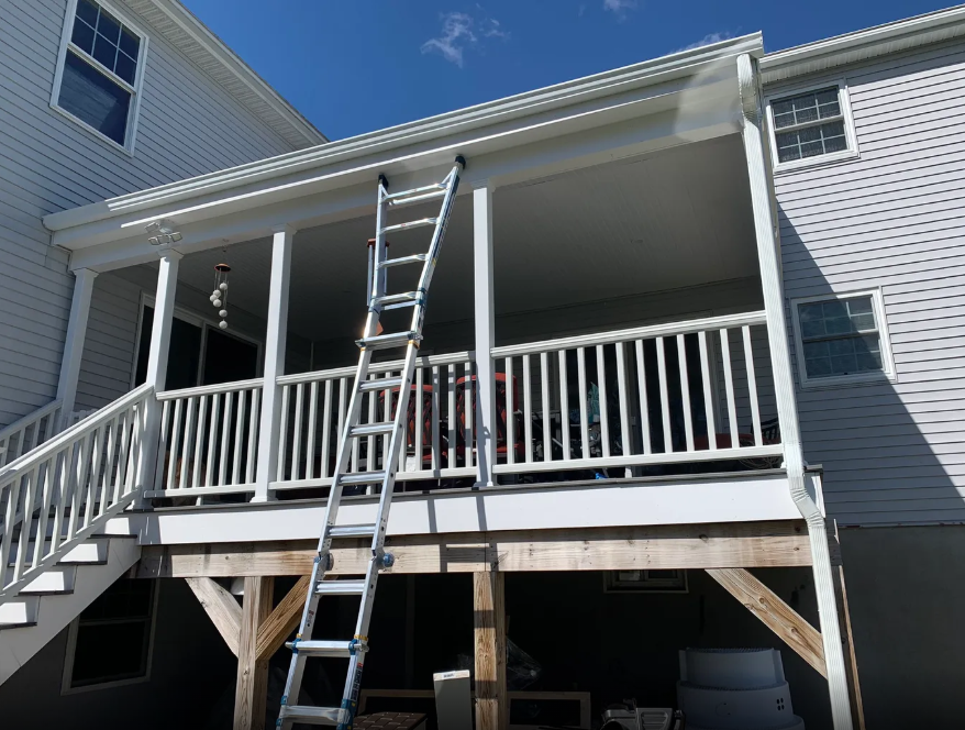 New screened porch